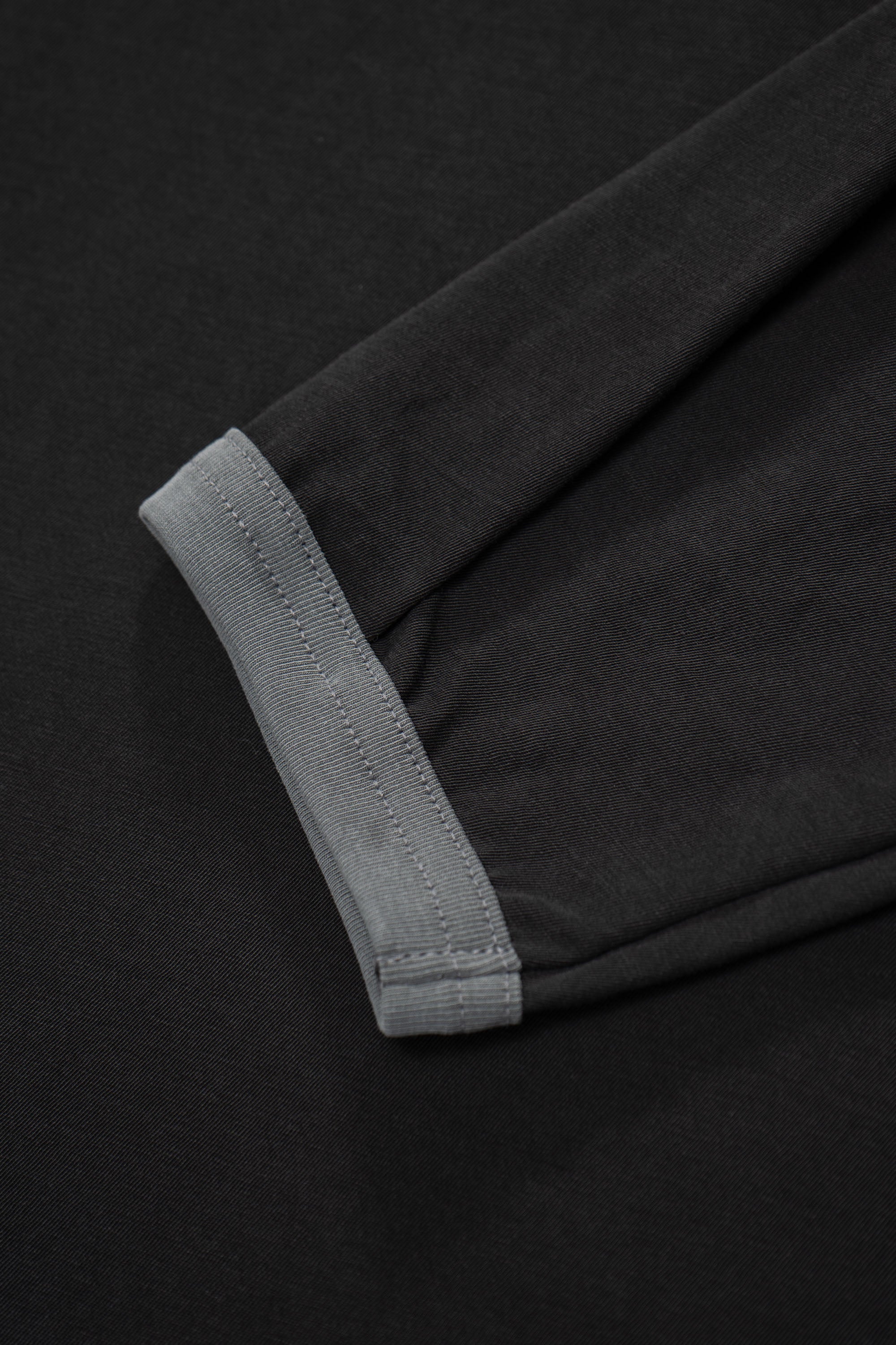 Cuff detail of LW210LS Two Tone LS