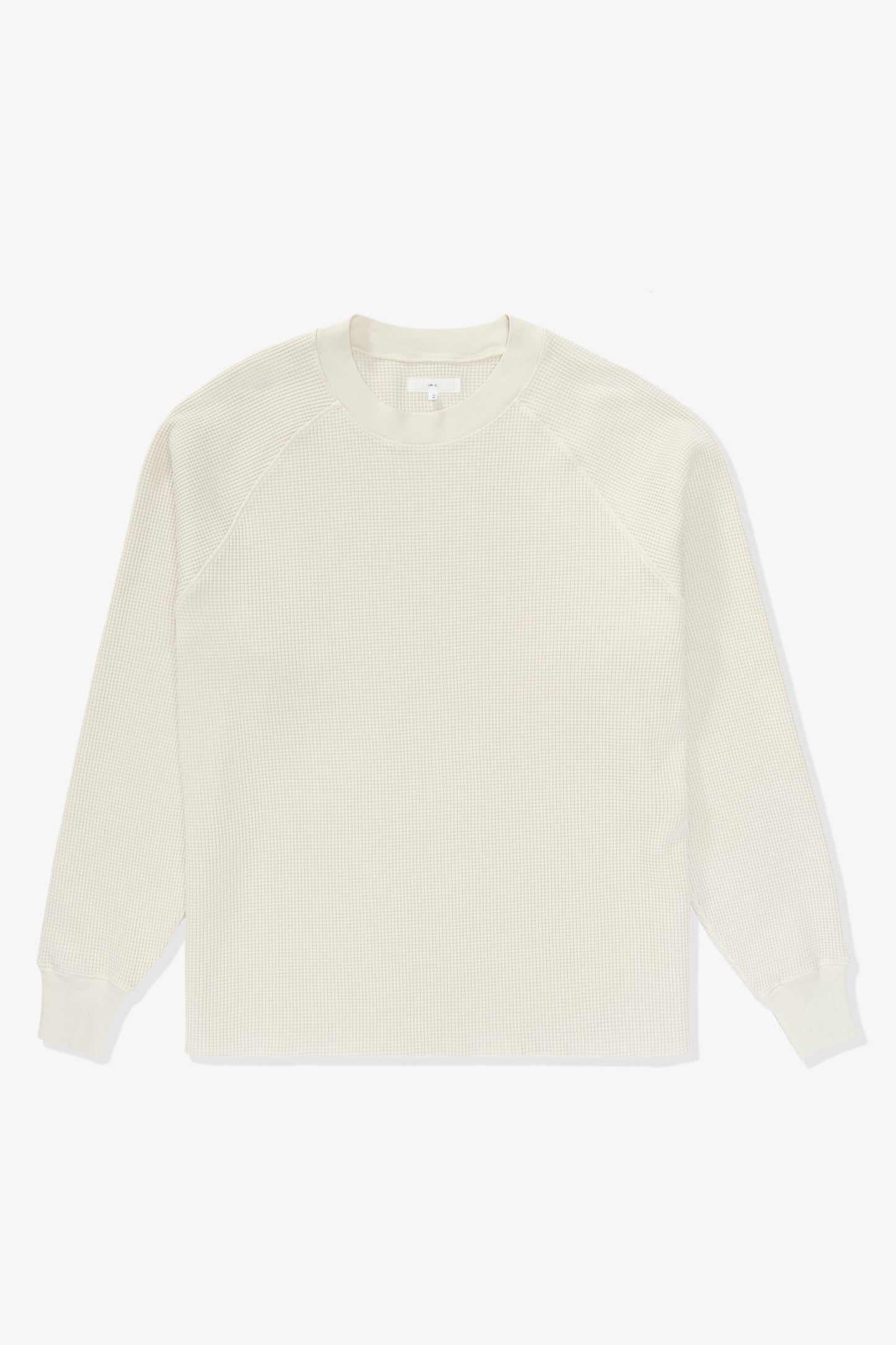 Full front-facing flat overview of LW217 Raglan Thermal in Off White