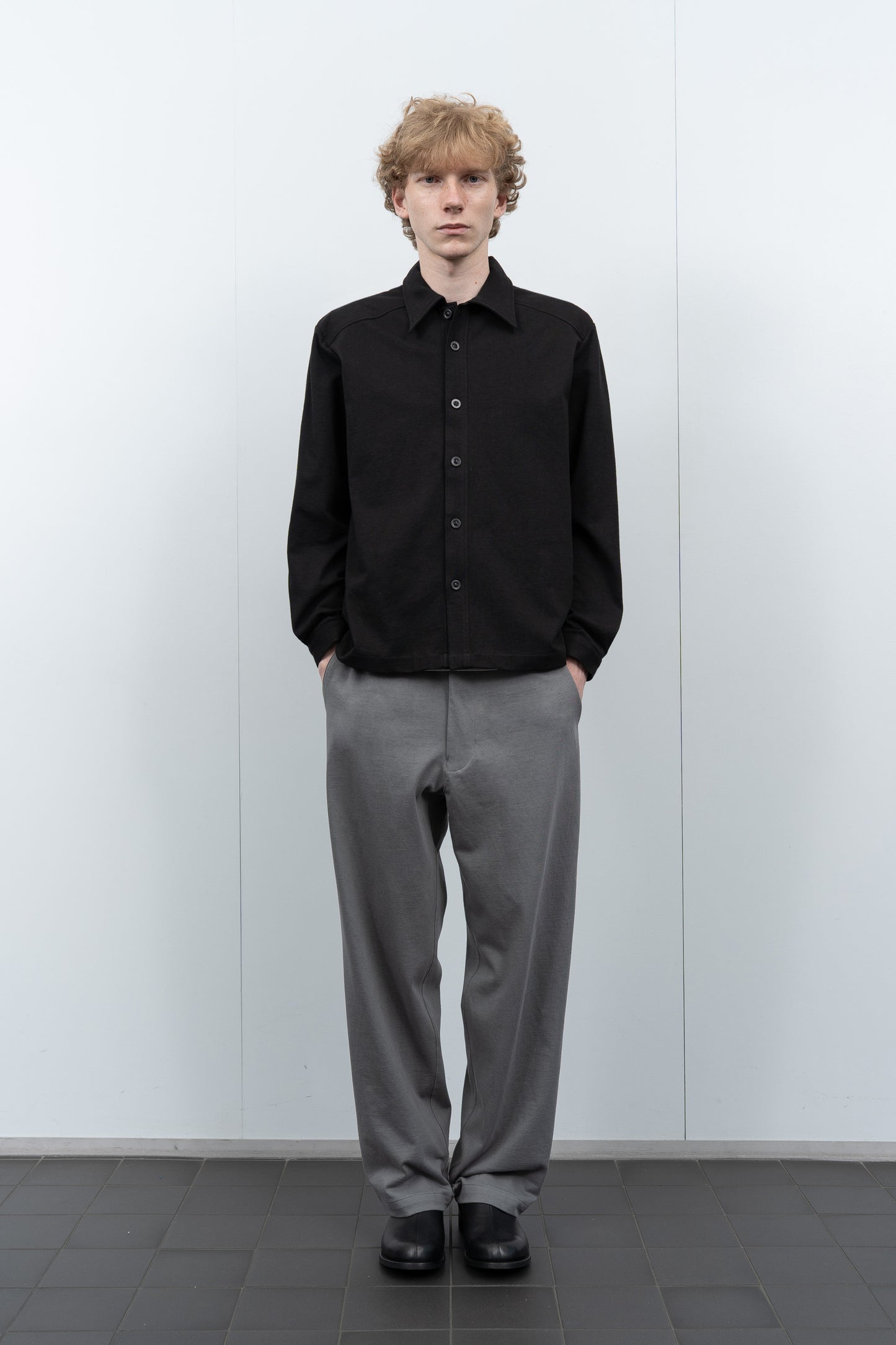 BARTLETT BUTTON DOWN - BLACK