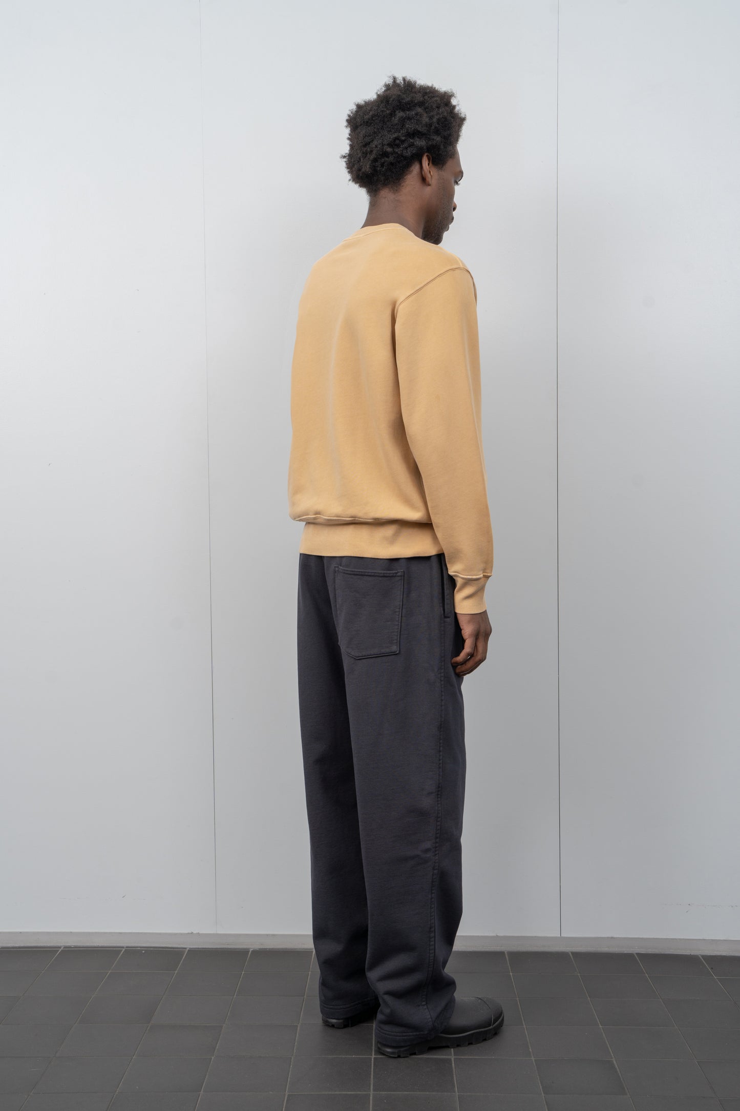 RELAXED SWEATSHIRT - MUSTARD PIGMENT