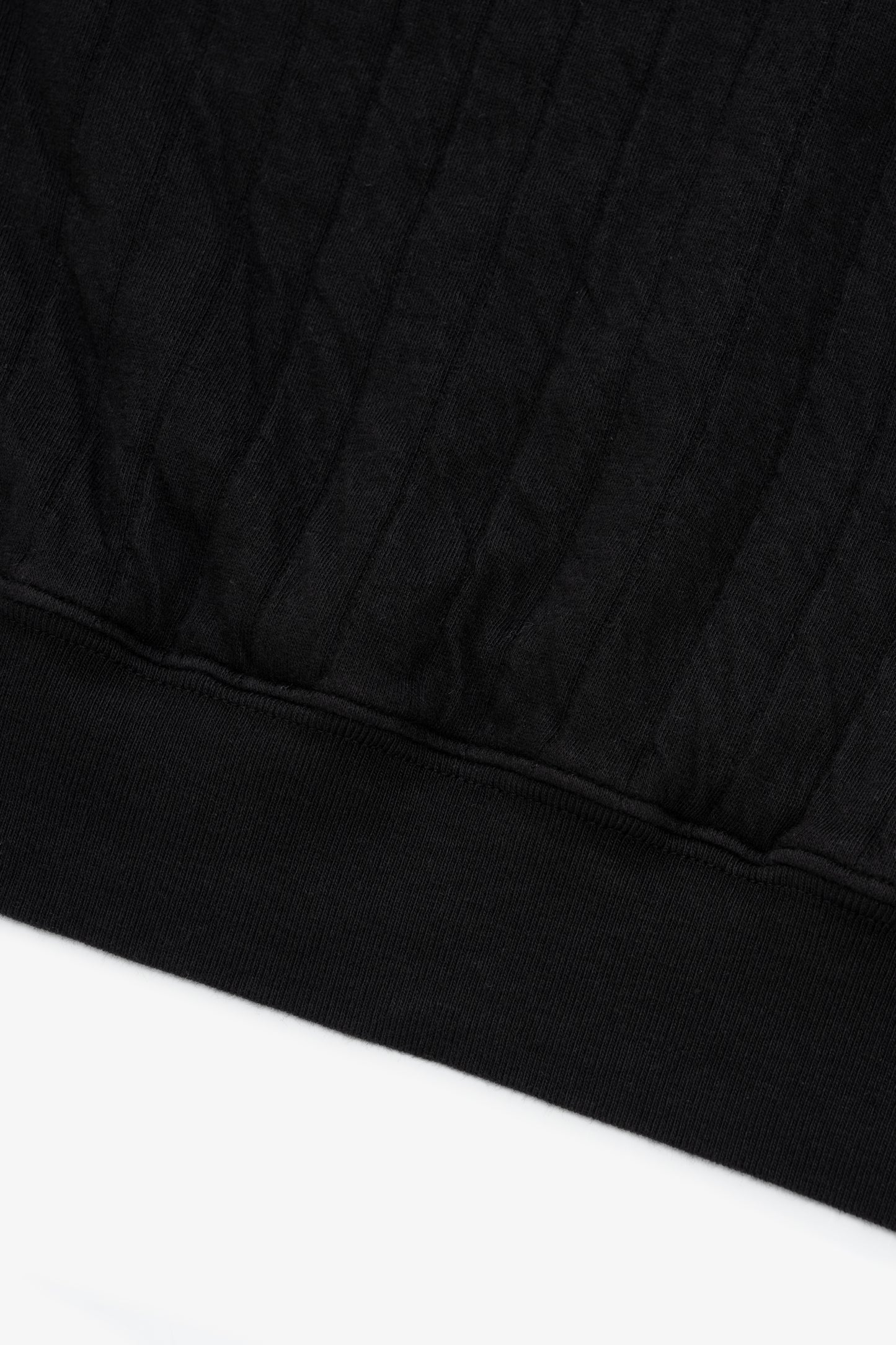 QUILTED CREWNECK - BLACK