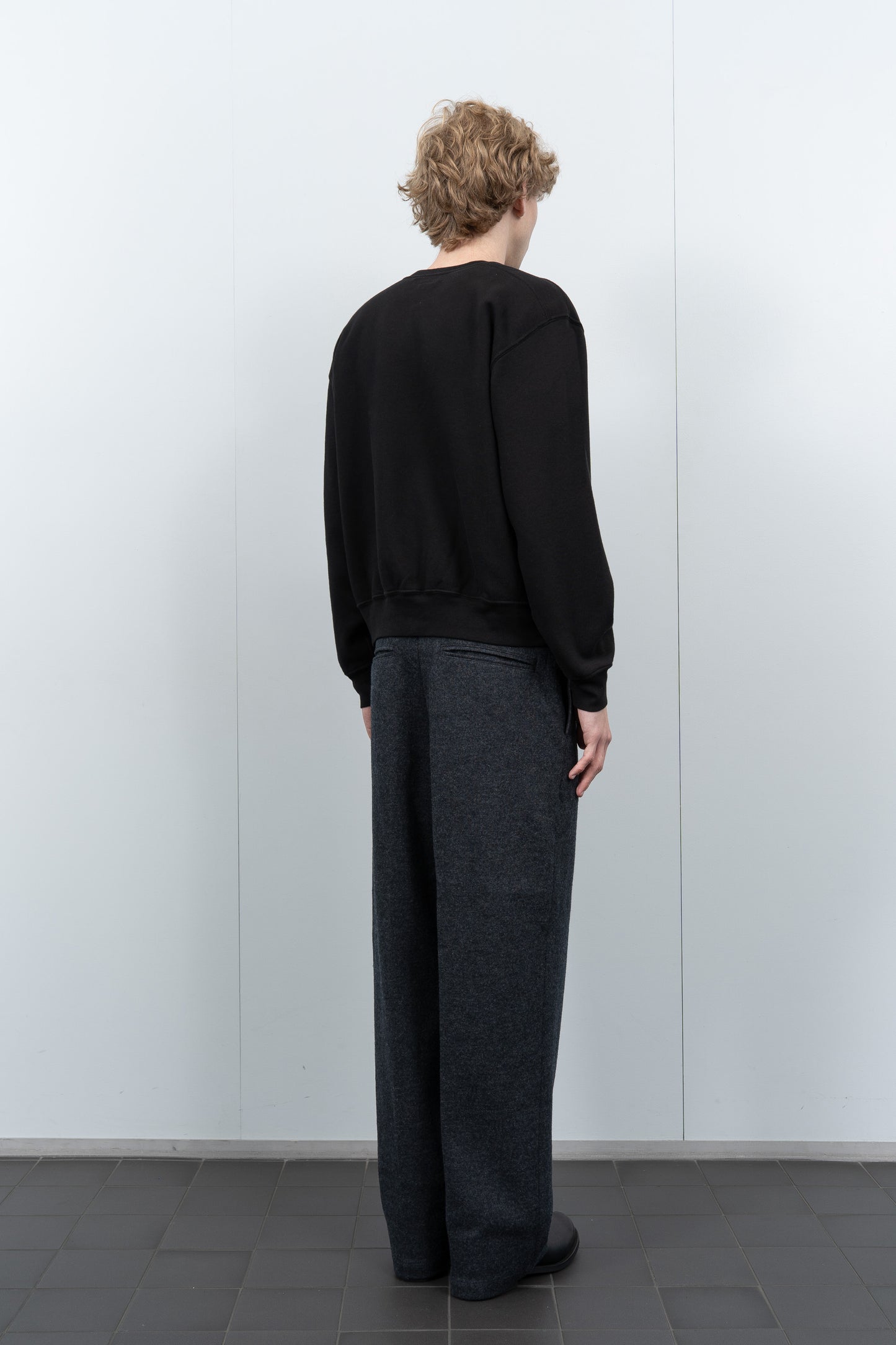 MINI CREWNECK - BLACK