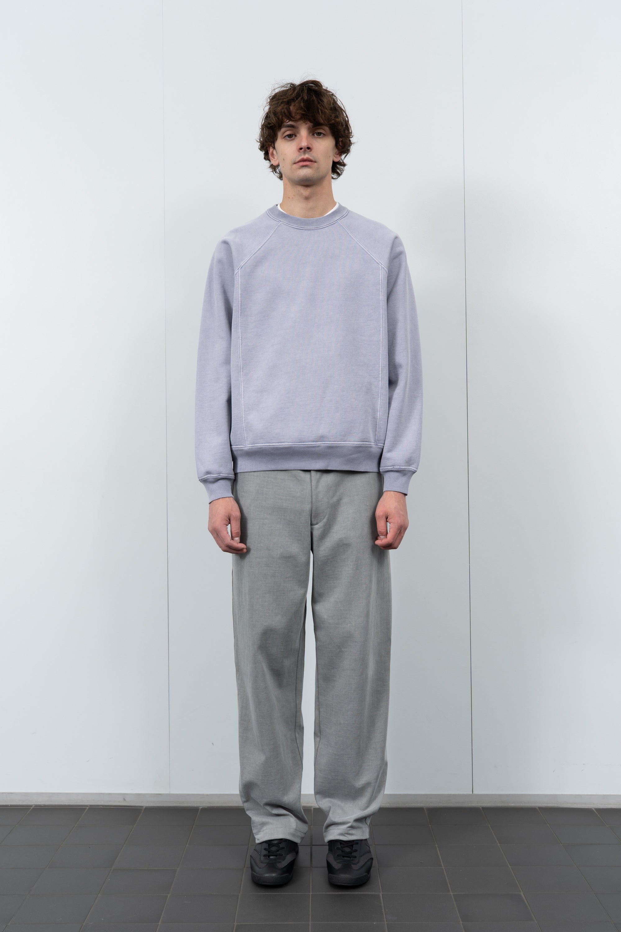 Model poses in LW620 Heavy Gusset Crewneck in lilac grey