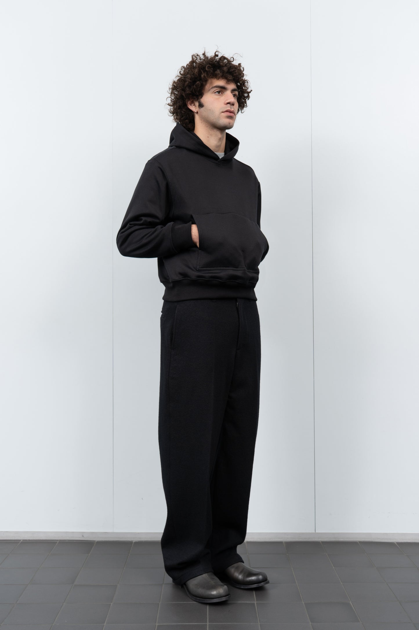 2 PLY CR HOODIE - BLACK