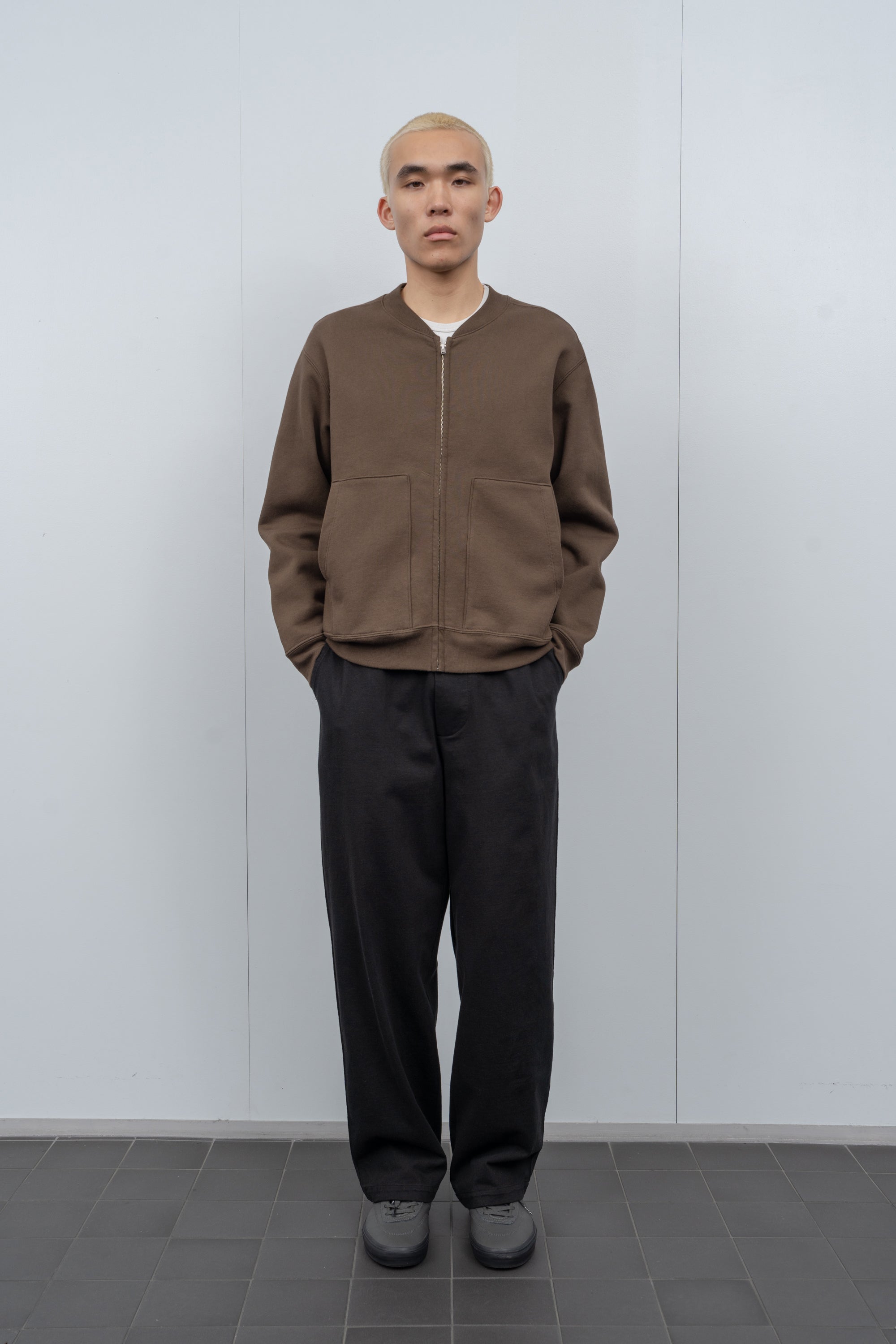 ZIP CREW NECK - FIELD BROWN