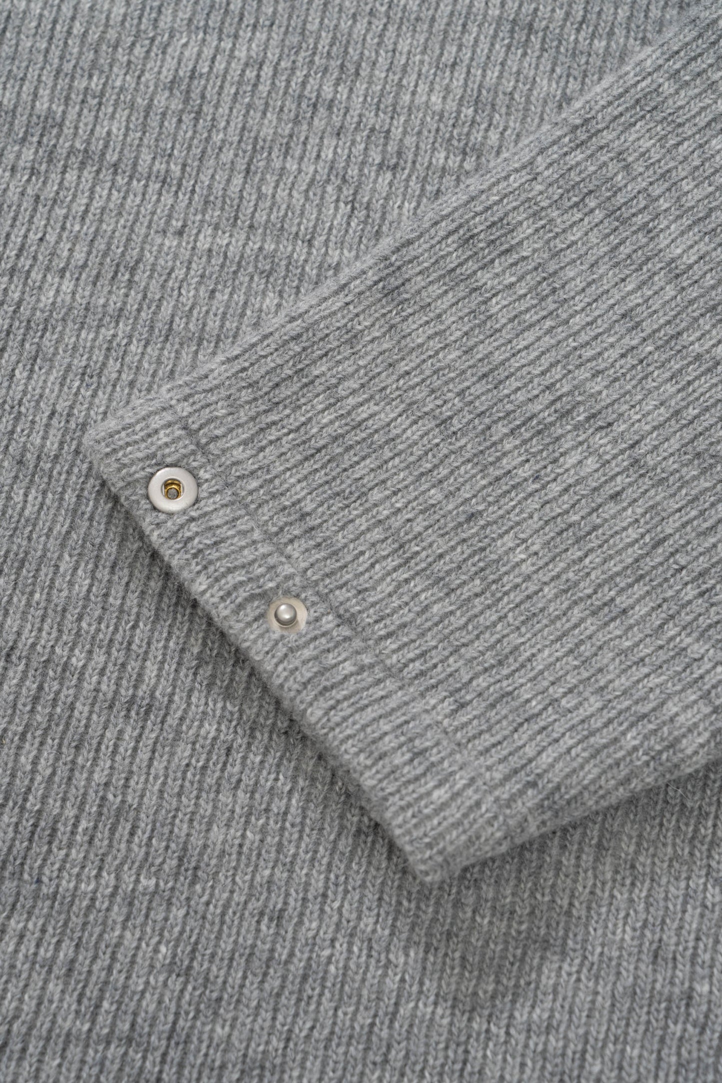 V NECK SNAP SWEATER - HEATHER GREY