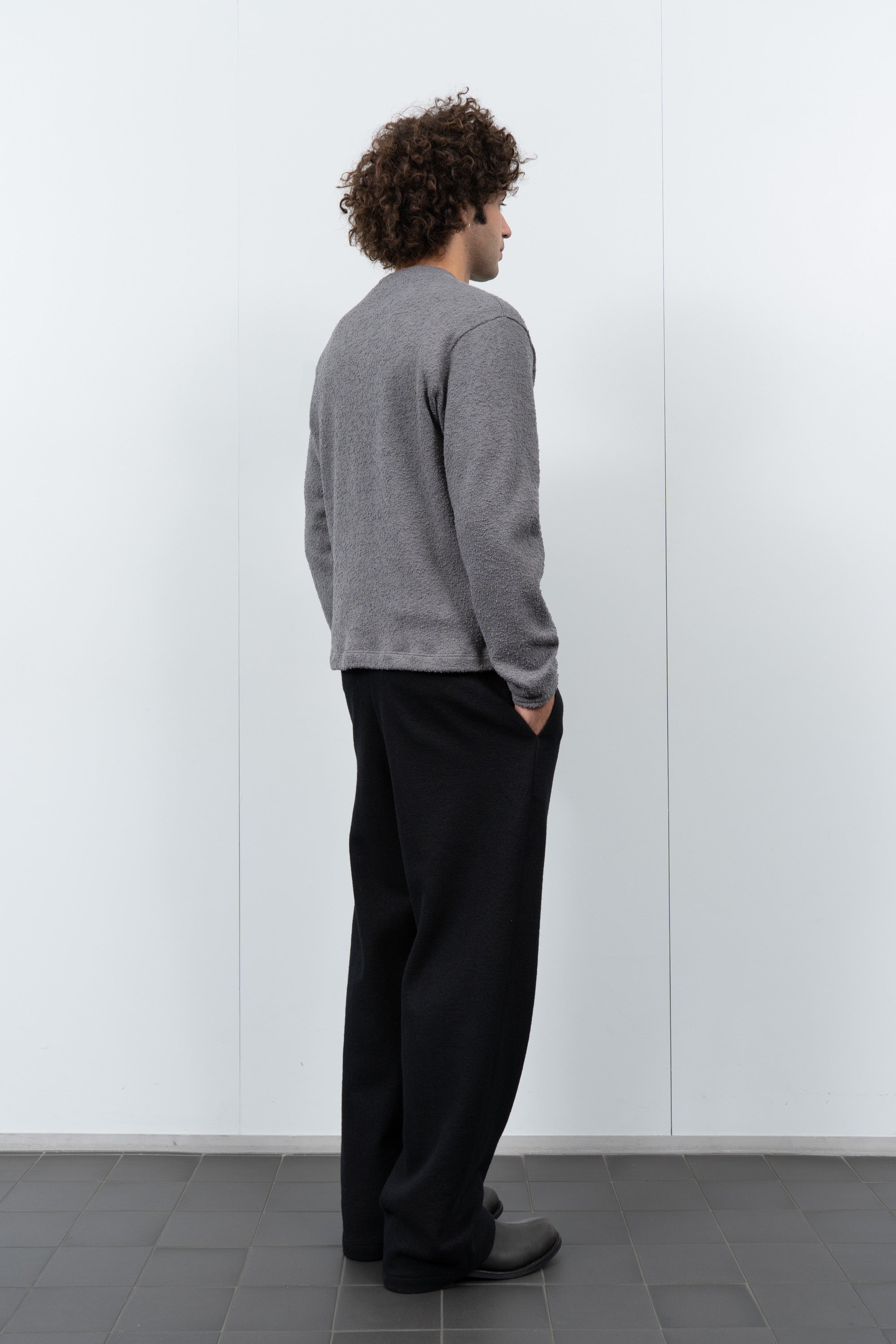 TEDDY HIGH V-NECK - KELP – LADY WHITE CO.