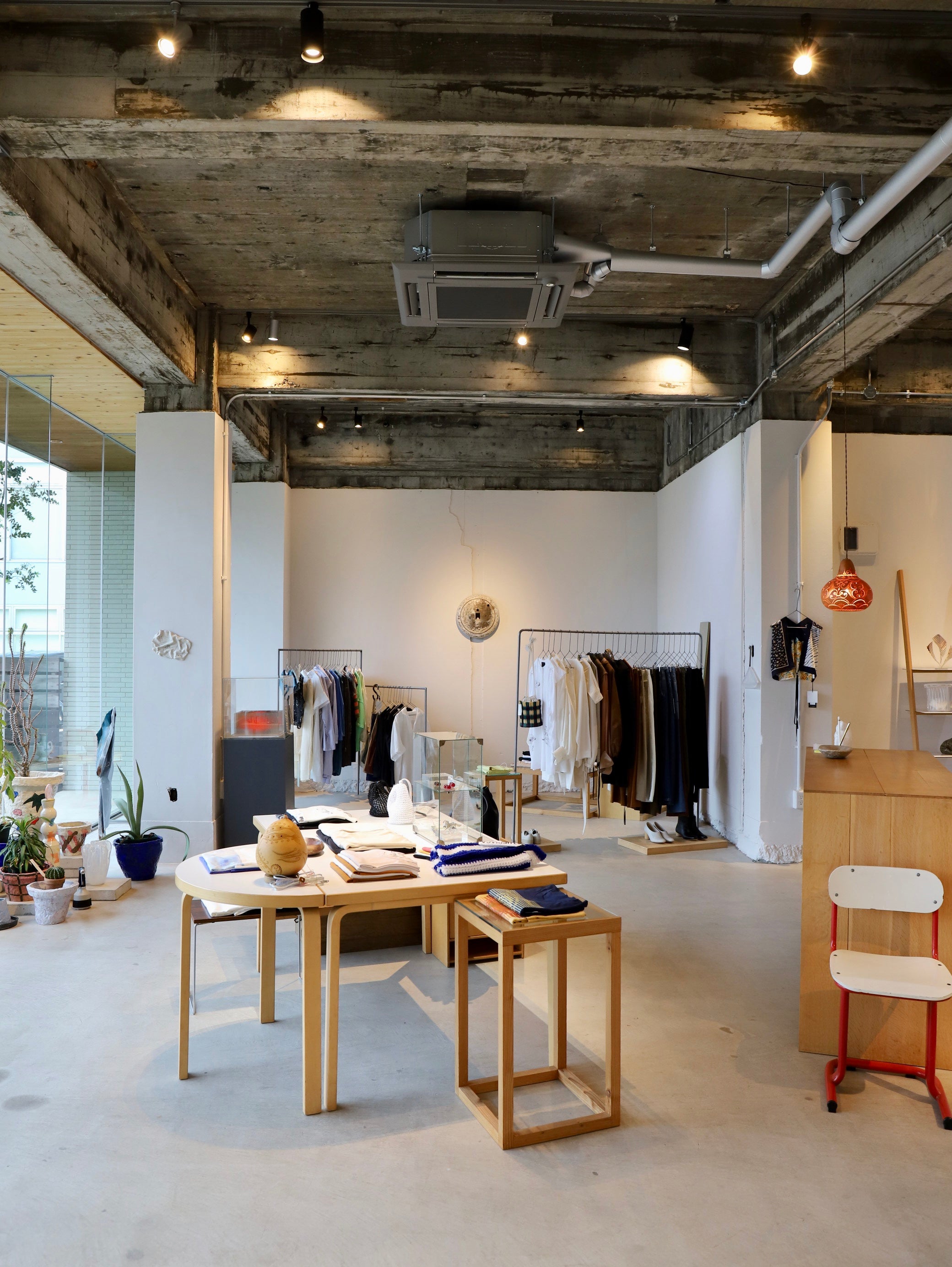 TALKLEIN, TSUKIMI, FUKUI – LADY WHITE CO.