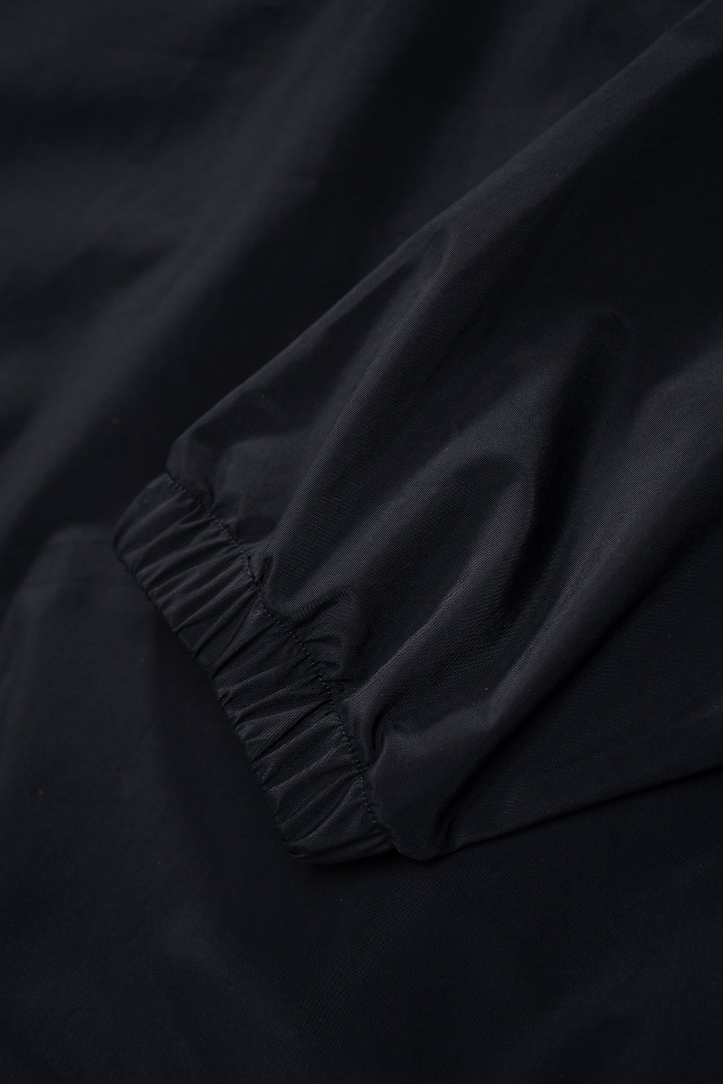 LW - C x KAPTAIN SUNSHINE SILK POLY PULLOVER - NAVY