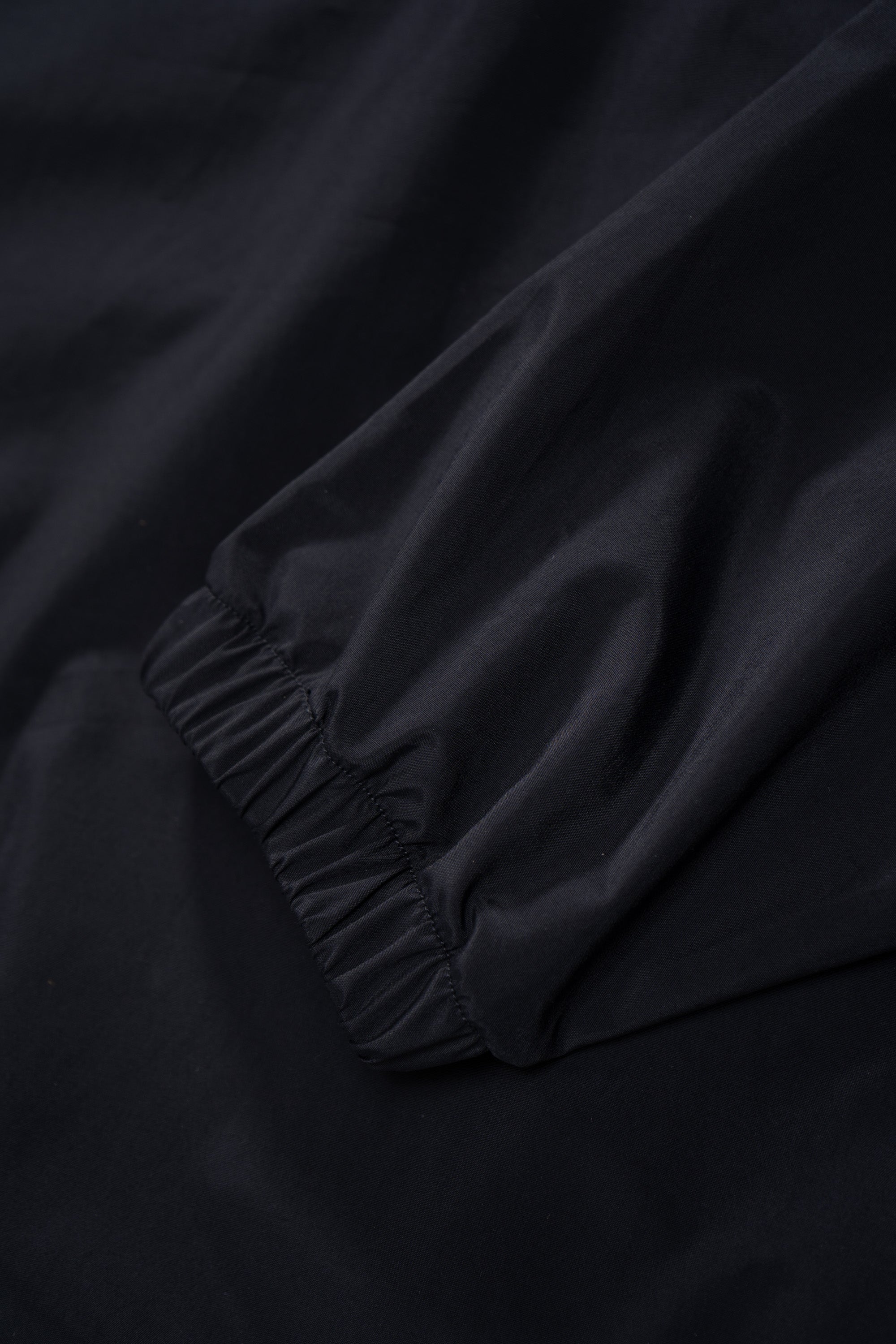 LW - C x KAPTAIN SUNSHINE SILK POLY PULLOVER - NAVY