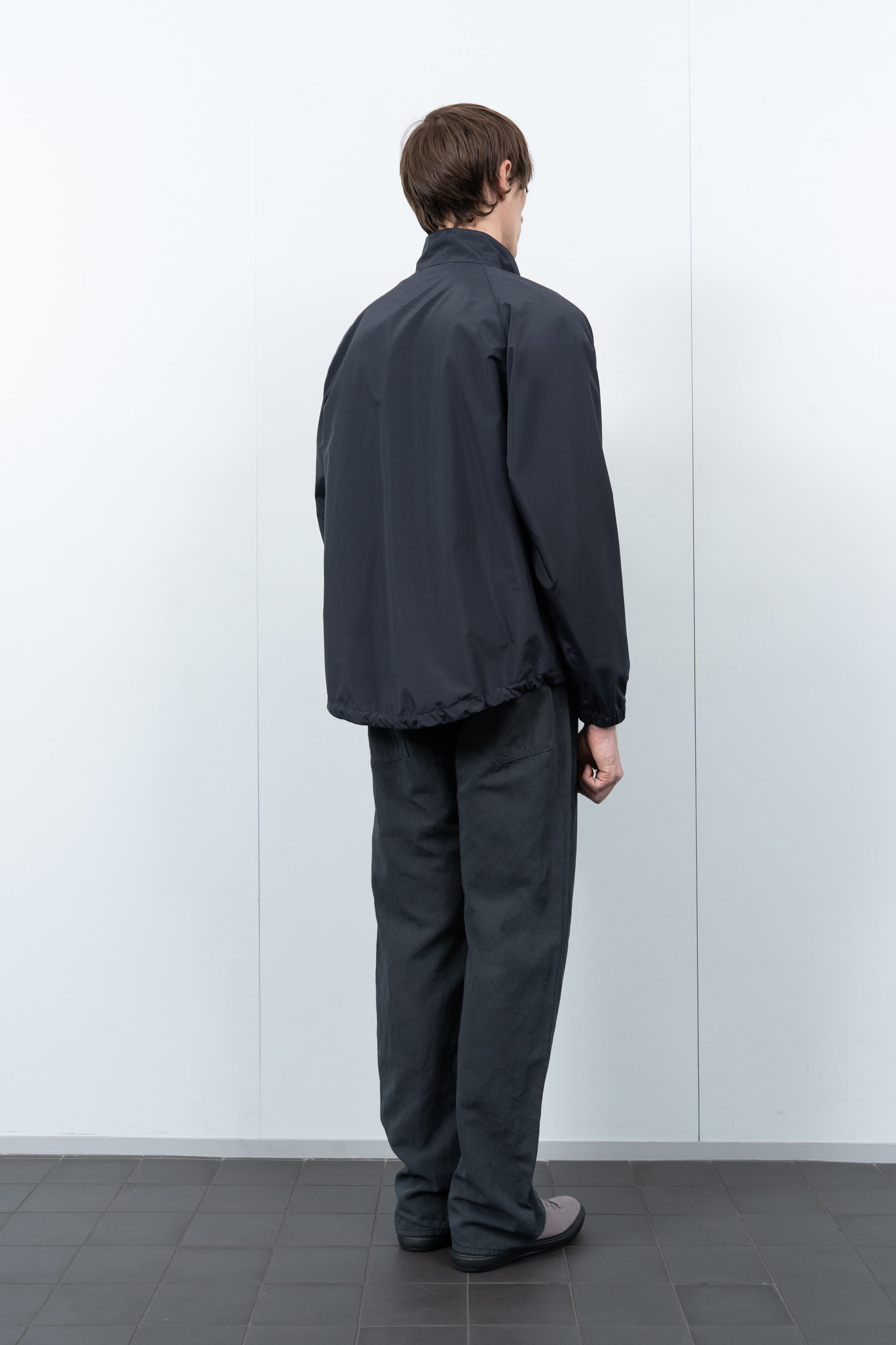 LW - C x KAPTAIN SUNSHINE SILK POLY PULLOVER - ANTHRACITE