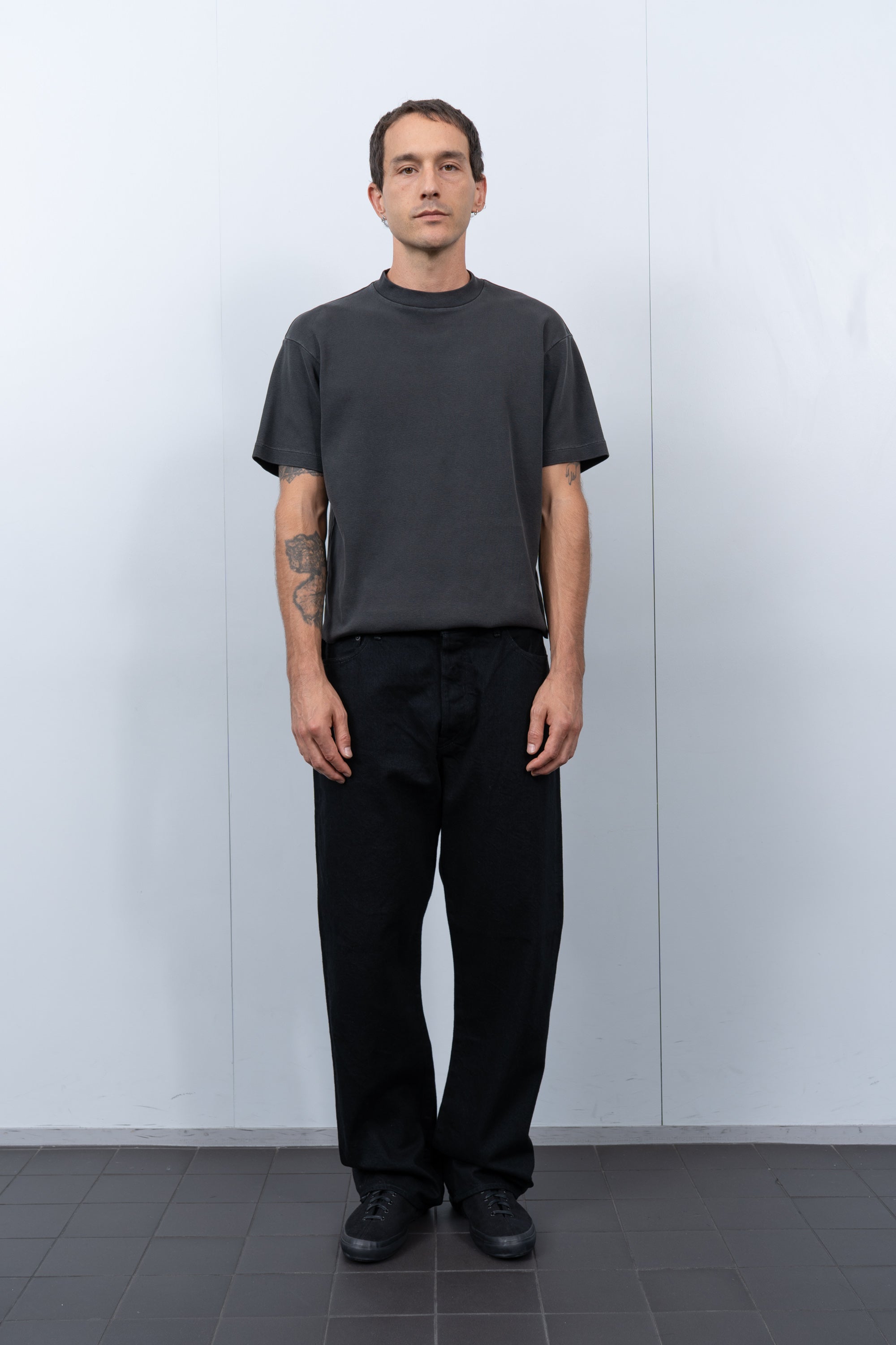 CLASSIC JEANS WIDE - BLACK – LADY WHITE CO.