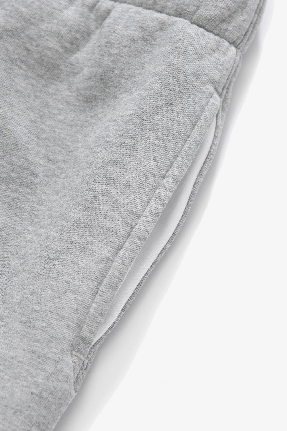 LW - C SWEATSHORT - HEATHER GREY