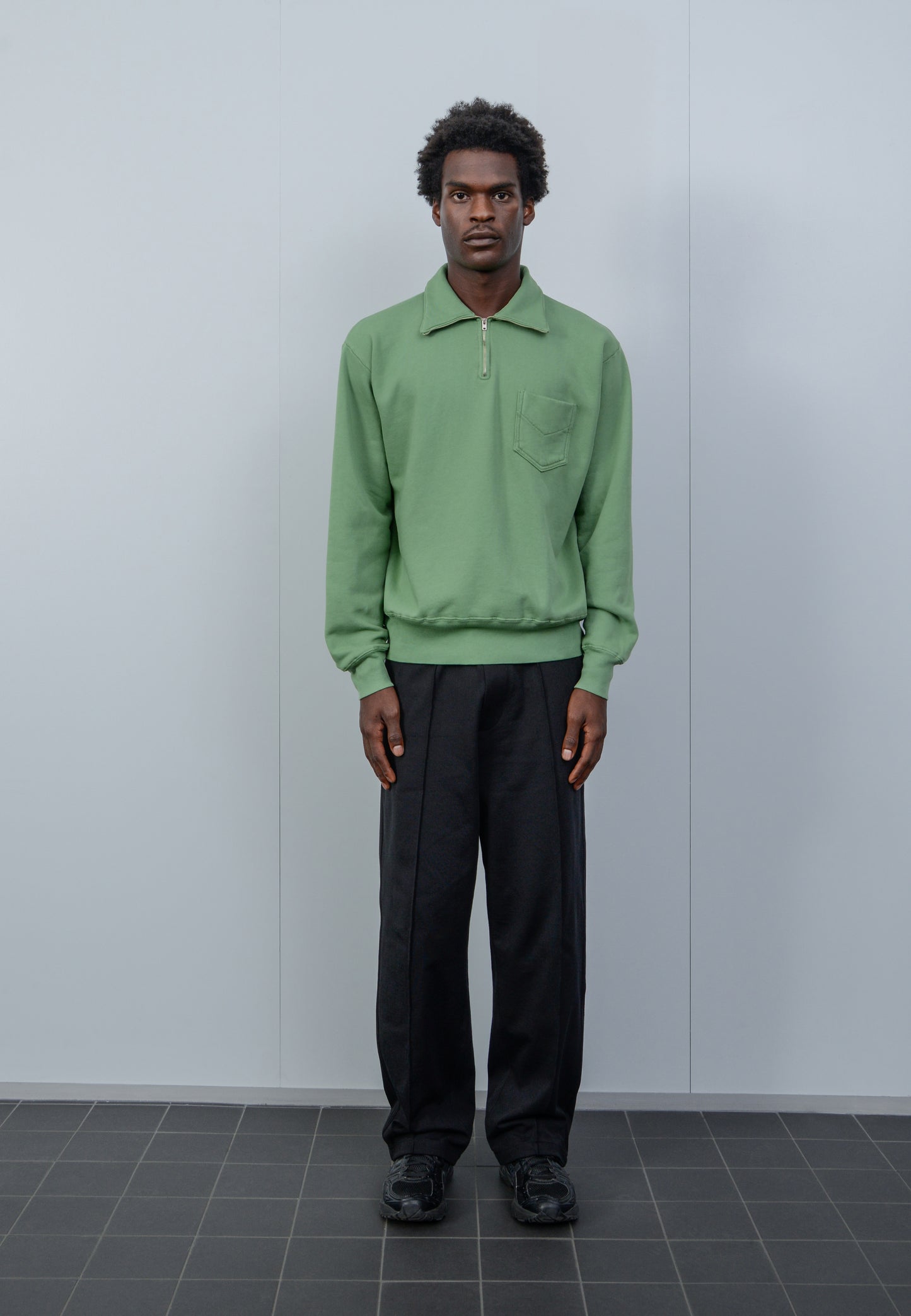 QUARTER ZIP SWEATSHIRT - FADED GREEN