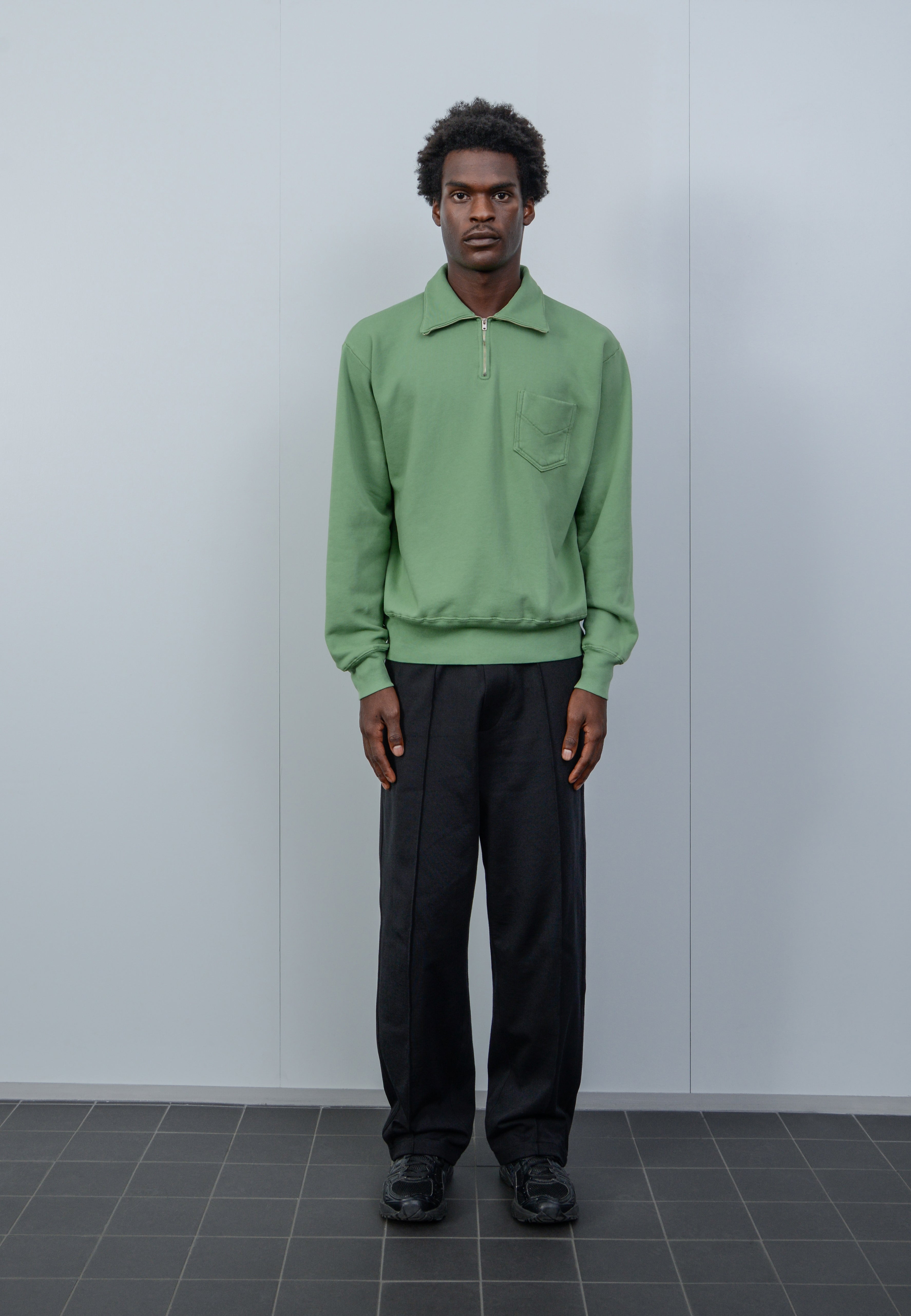 QUARTER ZIP SWEATSHIRT - FADED GREEN